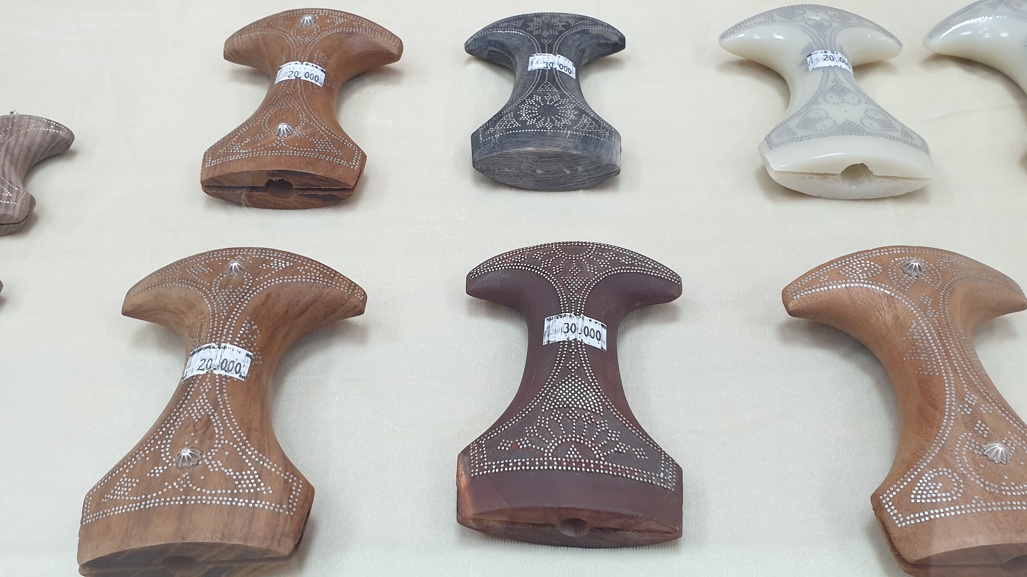 Customer Relationship Management also buy damaged cars